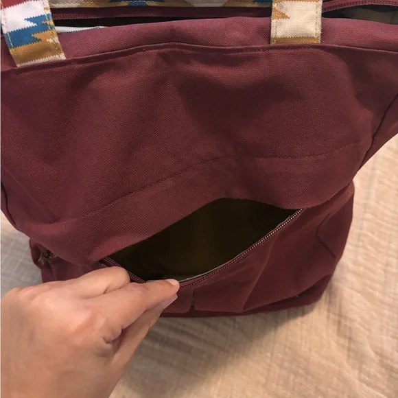 Patagonia convertible purse - Picture 3 of 4